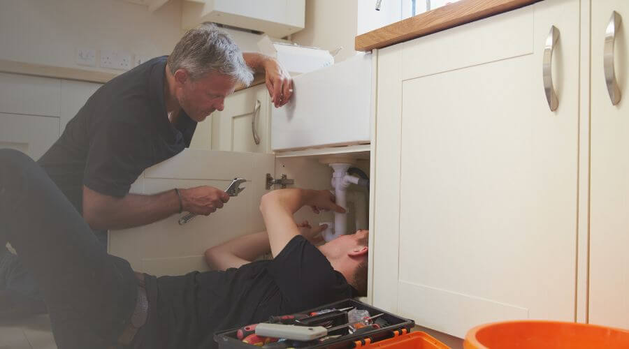Professional burst pipe repair services in Mount Pulaski, IL